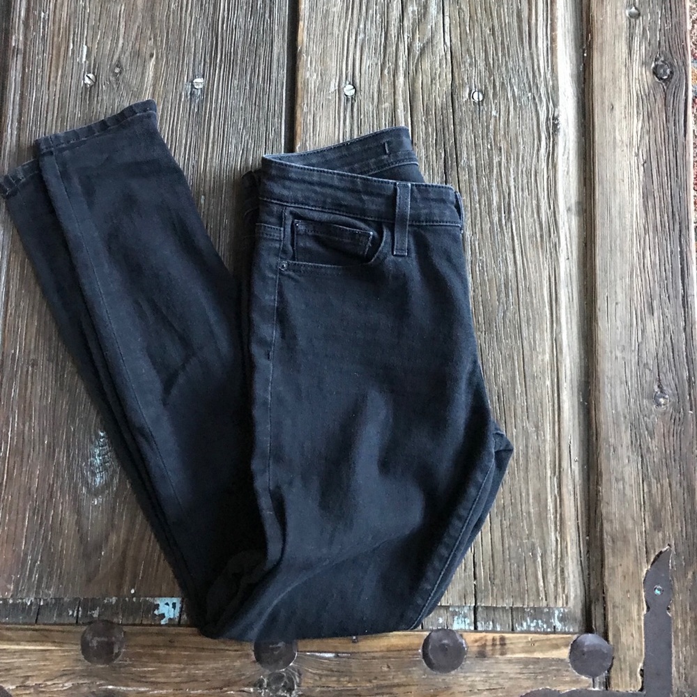 Joe’s skinny black jeans 27
